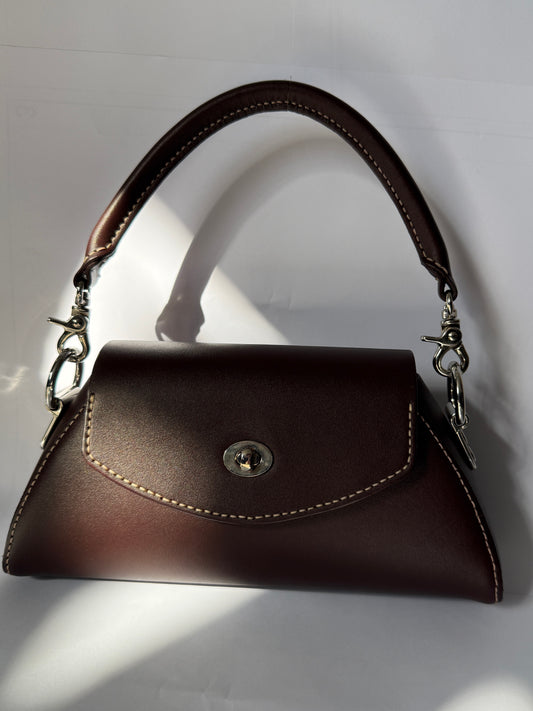 The Satria (brown/silver)