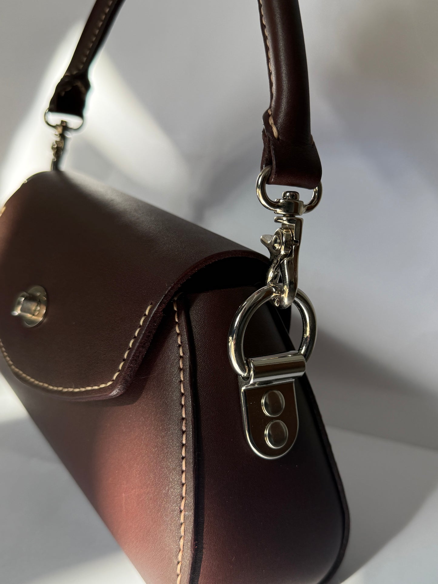 The Satria (brown/silver)